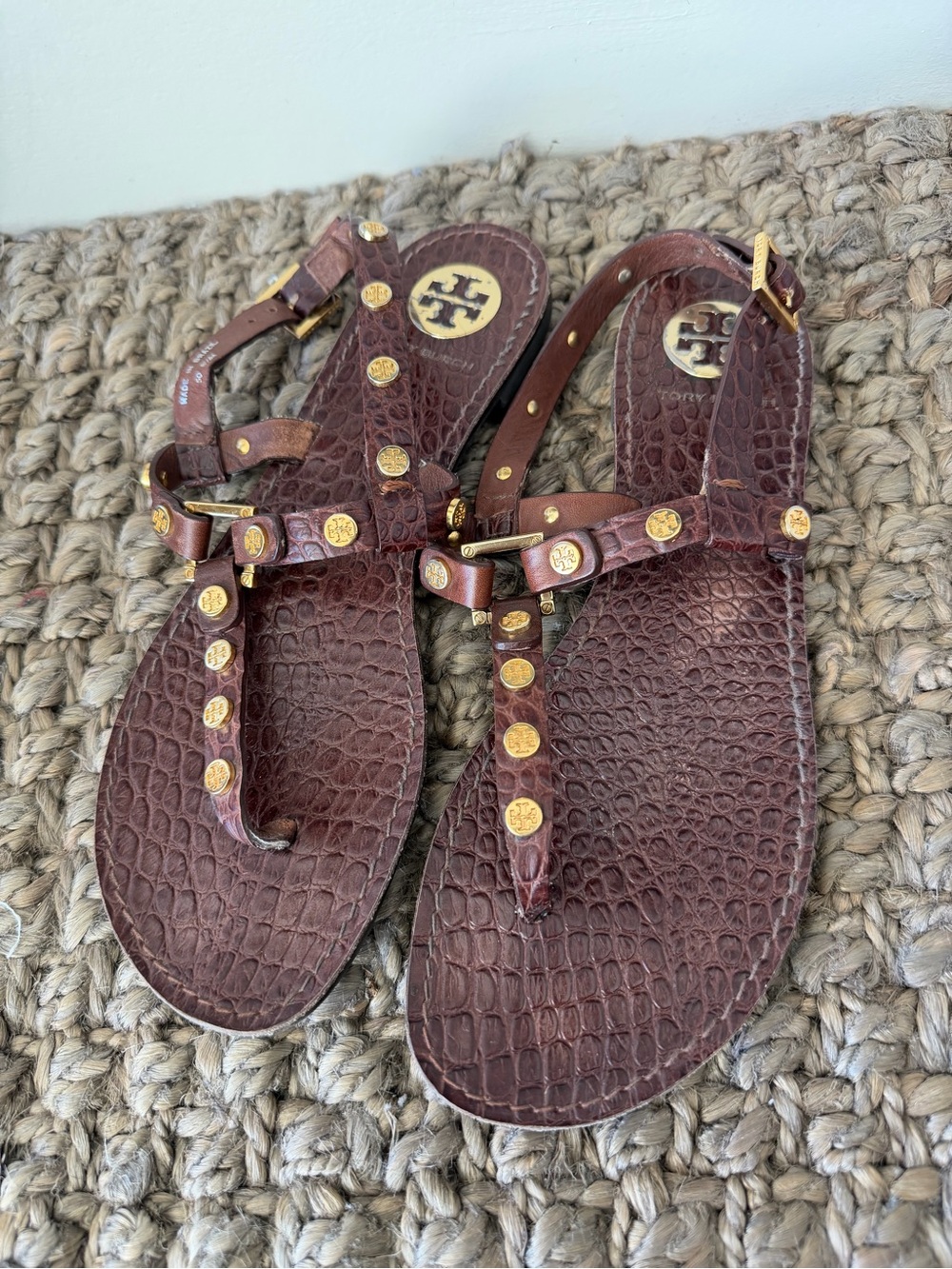Stunning Tory Burch Deep Brown T-Strap Sandals with Gold Accents